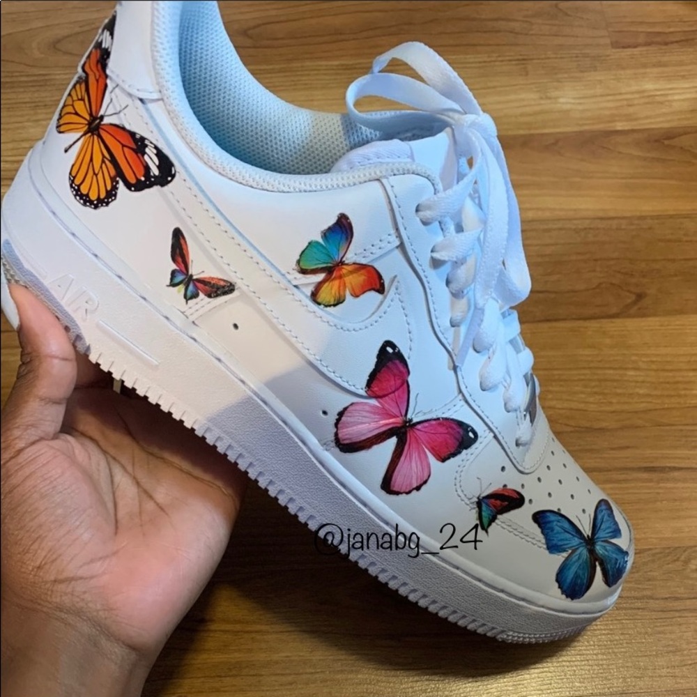 Custom Air Force 1s w/Butterflies - Picture 3 of 4